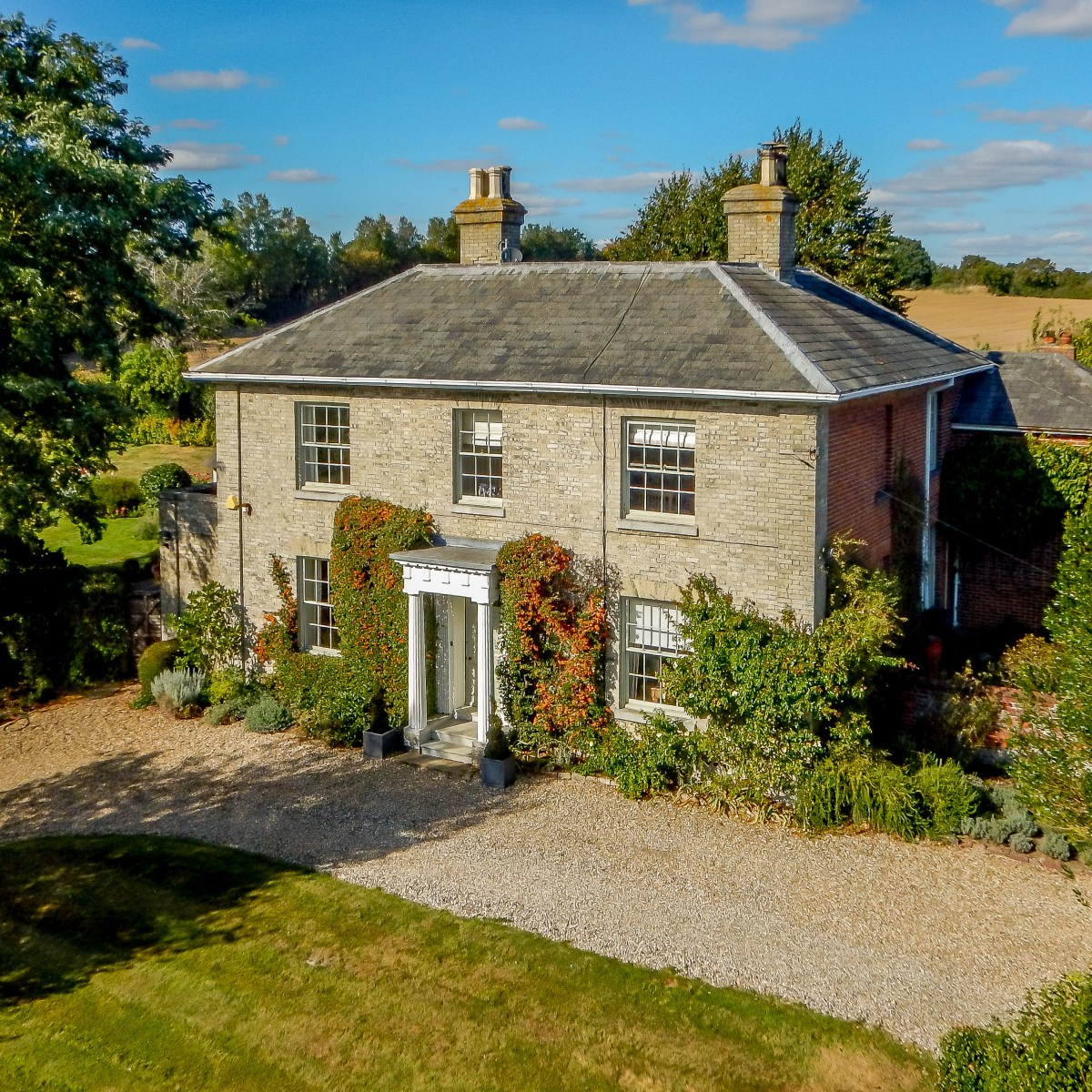 Buyers put their money into second homes as flexible living becomes&nbsp;reality